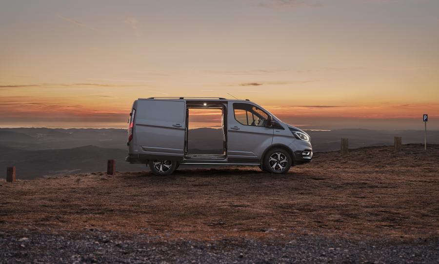  Ford Transit Custom Active 2020 года  (EU) (фото 5 из 8)